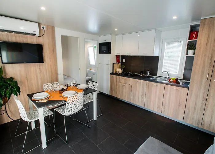Appartement Family-friendly With Swimming Pool Donji Zagon, - 24555 *