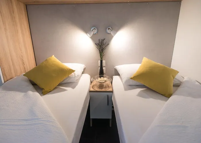 Apartmán Family-friendly With Swimming Pool Donji Zagon, - 24555 Novi Vinodolski