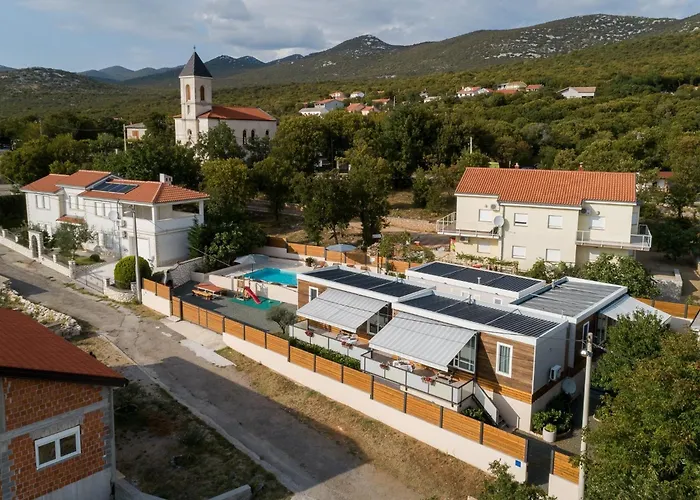 Family-friendly With Swimming Pool Donji Zagon, - 24555