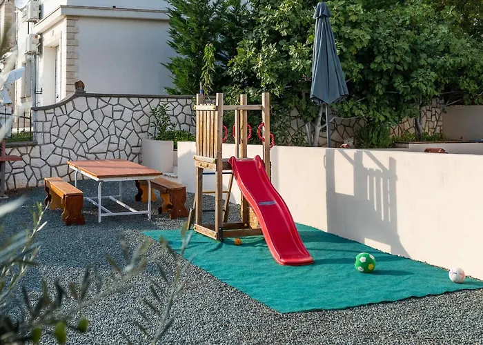 Family-friendly With Swimming Pool Donji Zagon, - 24555 *