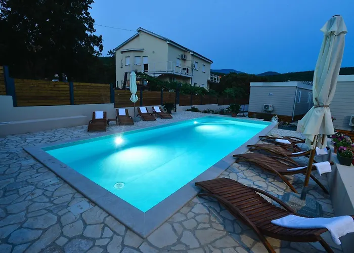 Family-friendly With Swimming Pool Donji Zagon, - 24555 Novi Vinodolski
